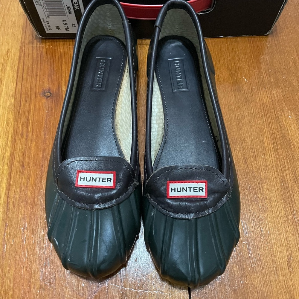 Hunter Jena Rain Flats - Size US 8 - **runs large - Picture 2 of 5